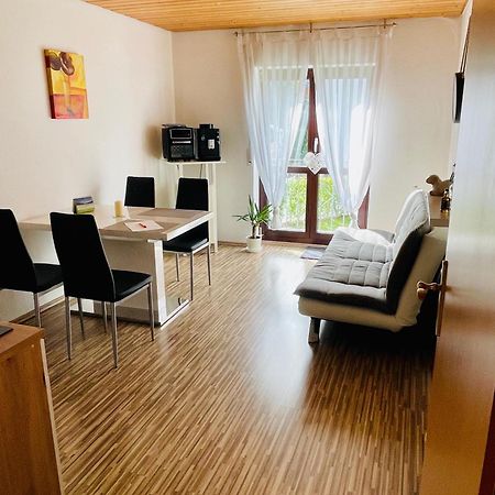 Kleine Ein Zimmer Wohnung Mit Gartenanlage Залем Екстериор снимка